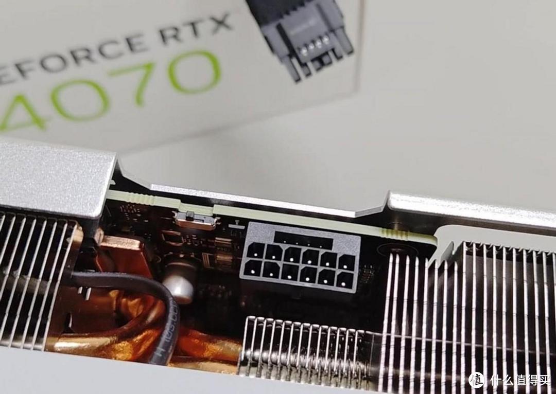 RTX 4070显卡越级挑战RTX 3080: 这个双11看完，就知道买谁了！