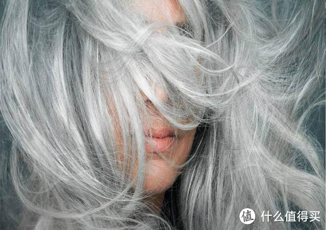 头发变白用什么方法可以变黑？11大方法改善白发！