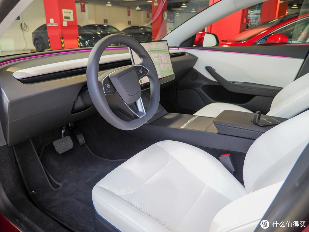双11开启交付,新款特斯拉model3烈焰红,满满高级感,女神们说在贵也买……