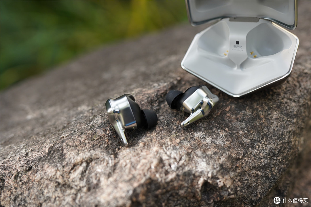 HIFIMAN Svanar Wireless LE时尚与科技打造轻奢澎湃聆听体验
