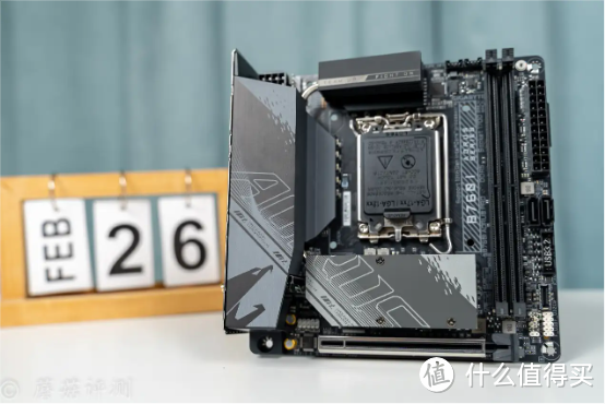 供电、散热同级无出其右，技嘉B760I迷你雕AORUS PRO主板 拆解评测