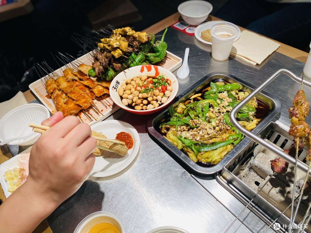 臭豆腐配辣酱，辣酱一般。