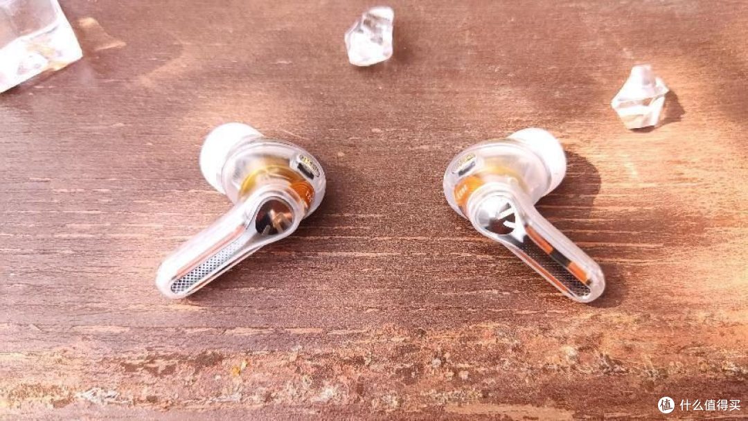 穿透未来的颜值和音质,泥炭Capsule3 Pro真无线耳机