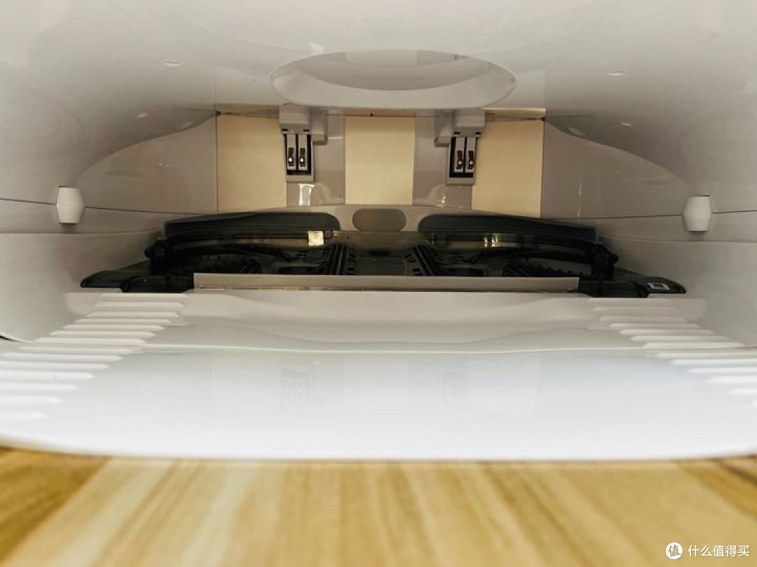 云鲸J4值不值得买?云鲸J4实测总结:它可能4000元内综合能力最强大的扫拖机器人