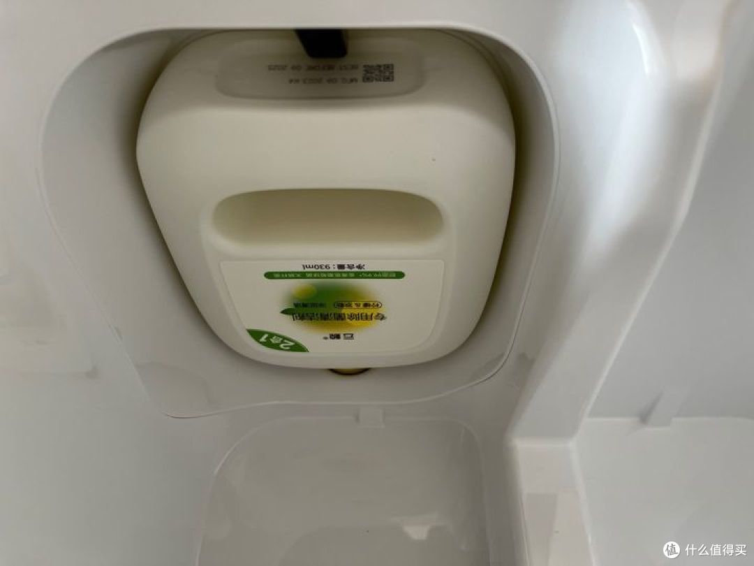 云鲸J4值不值得买?云鲸J4实测总结:它可能4000元内综合能力最强大的扫拖机器人