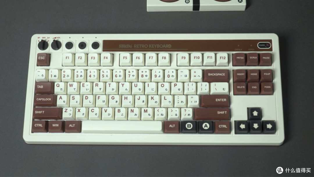 能买到的是价格 买不到的是青春 八位堂 8BitDo复古键盘体验