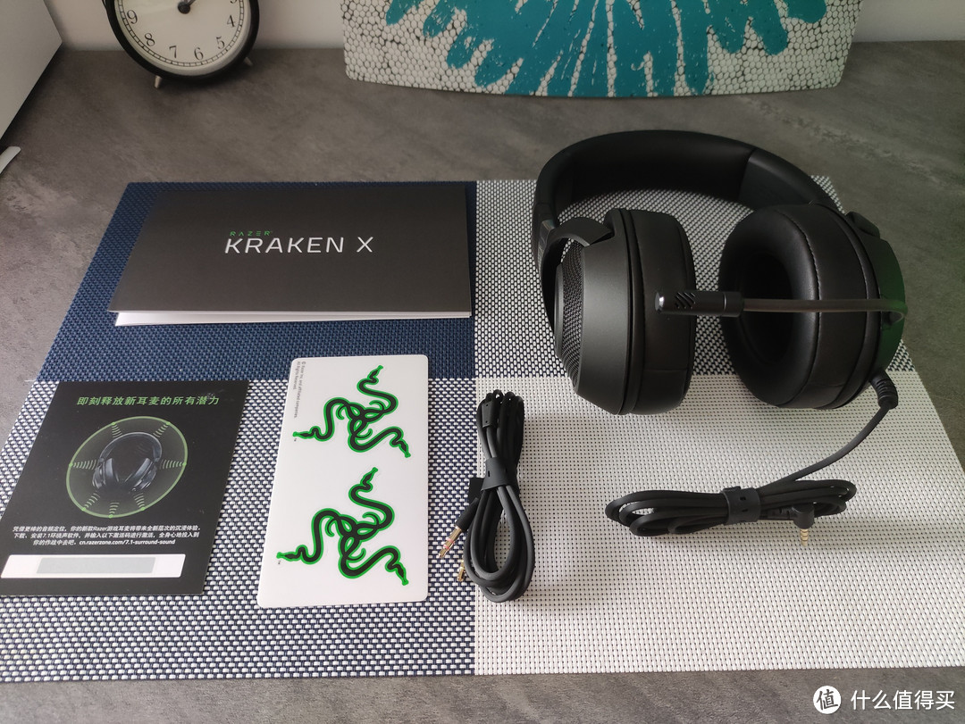 灯厂灯大灯亮灯会闪，Razer 北海巨妖标准版X，但它没灯也可以