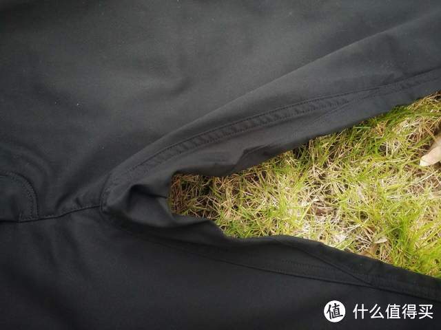 同是裤子,为何这条特舒适?龙牙轻骑自由裤
