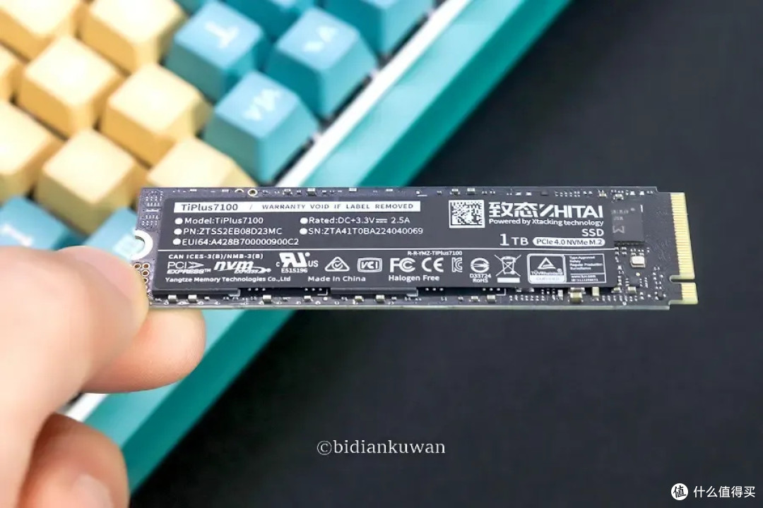 机械硬盘读写太慢,放在哪里用,比固态硬盘更靠谱?