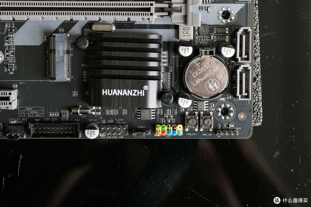 华南B250-D4主板+E3 1270V5：堪称黄金组合！|华南金牌
