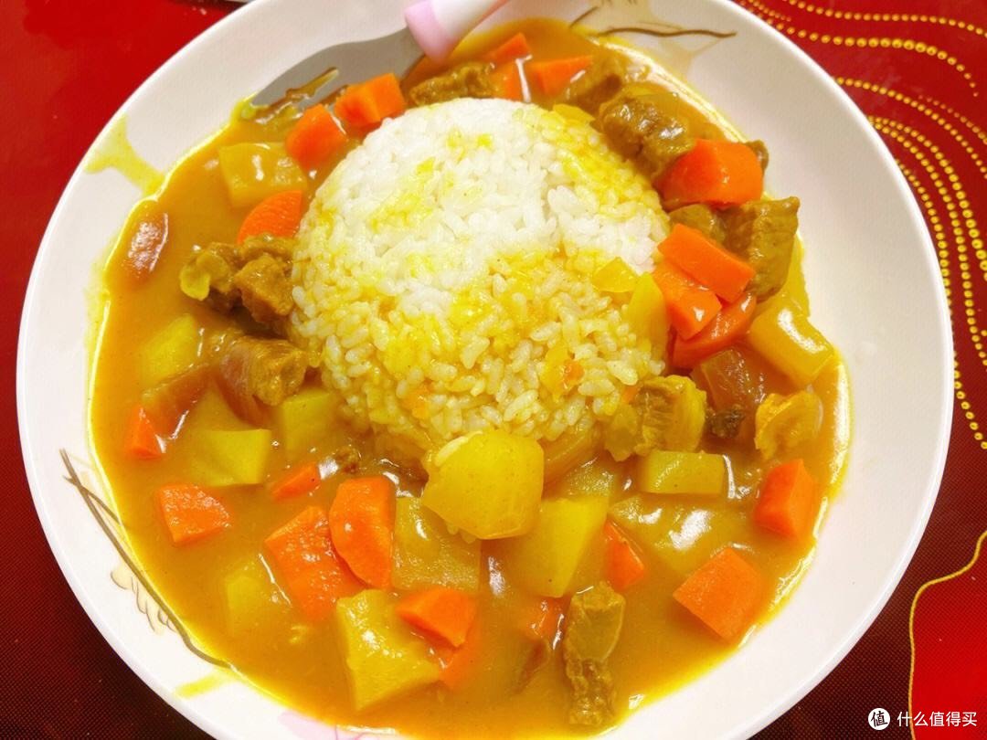 「咖喱牛肉饭：美食背后的文化密码」
