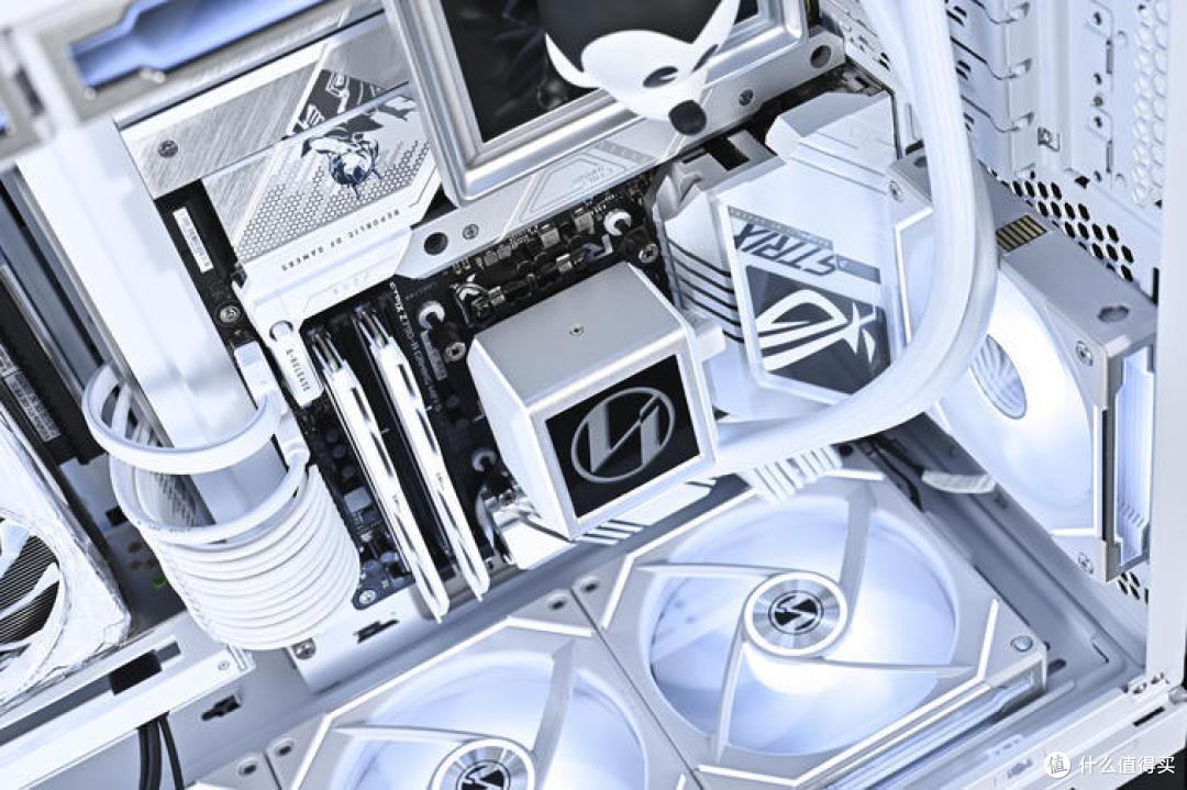 米奇的冰雪妙妙屋——14700K+ROG Z790 吹雪二代+联力 O11D EVO XL 装机展示