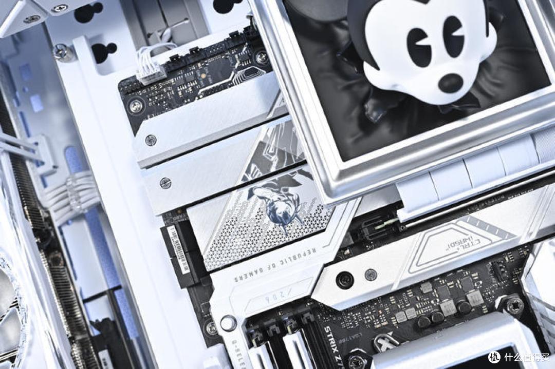 米奇的冰雪妙妙屋——14700K+ROG Z790 吹雪二代+联力 O11D EVO XL 装机展示