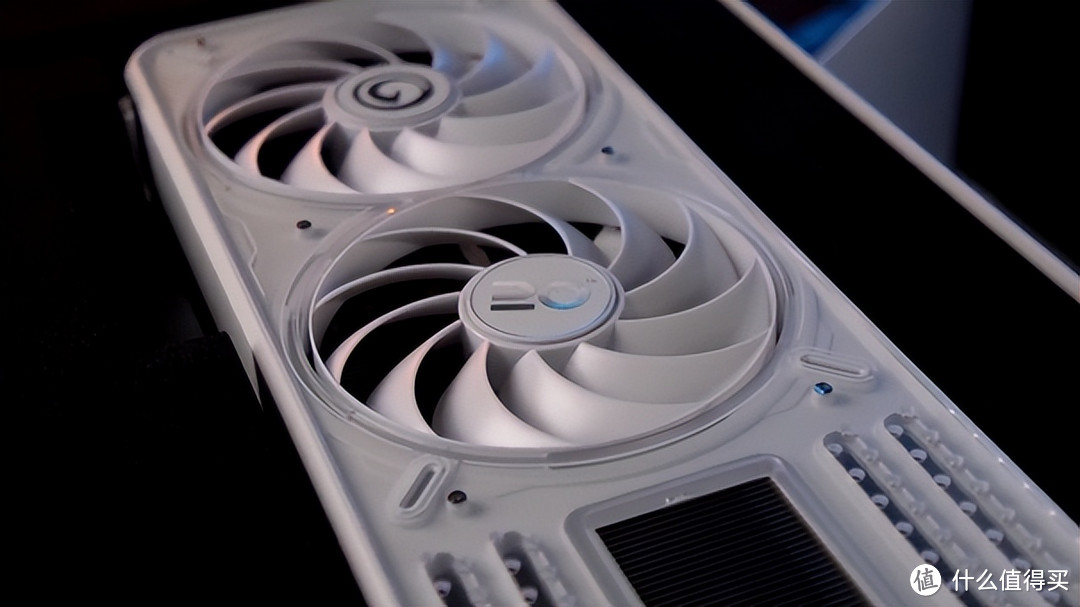 影驰 20周年 GeForce RTX 4090 带来“无线”的可能! 寻找“消失的它”!