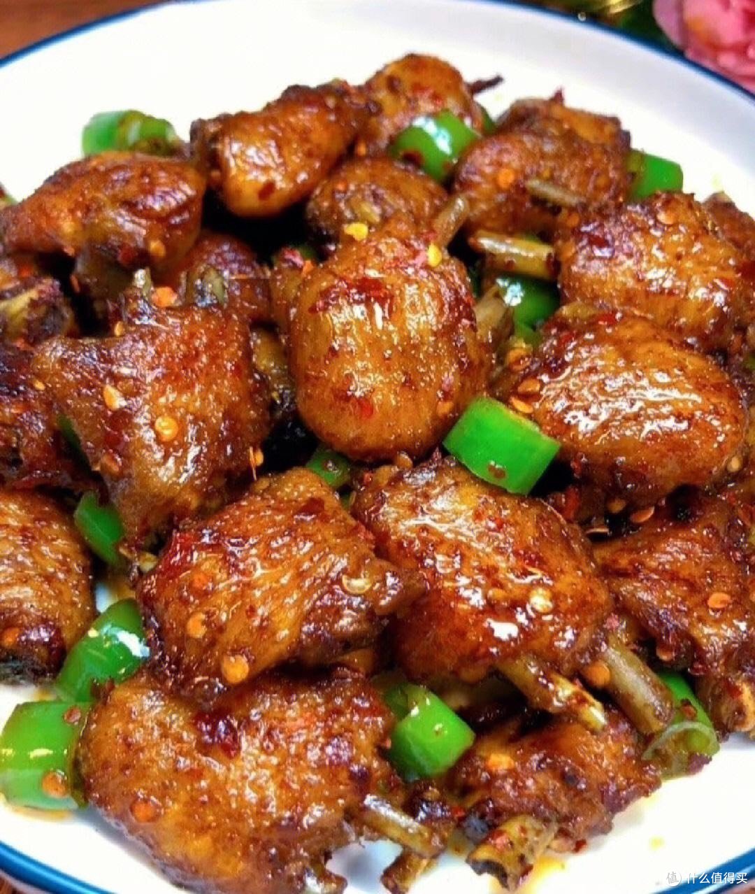 自制「香辣鸡翅」:低成本,高口感,让你的味蕾得到满足!