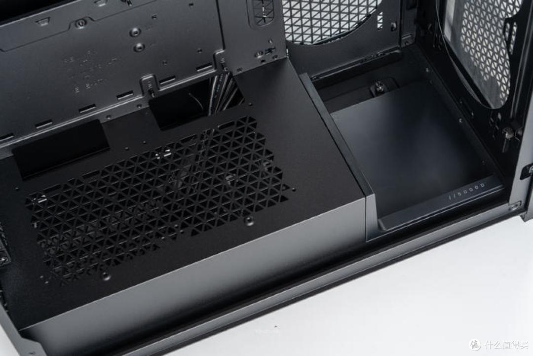 幽静之蓝——ProArt X670E + 影驰4070TI +海盗船5000D AIRFLOW 装机展示