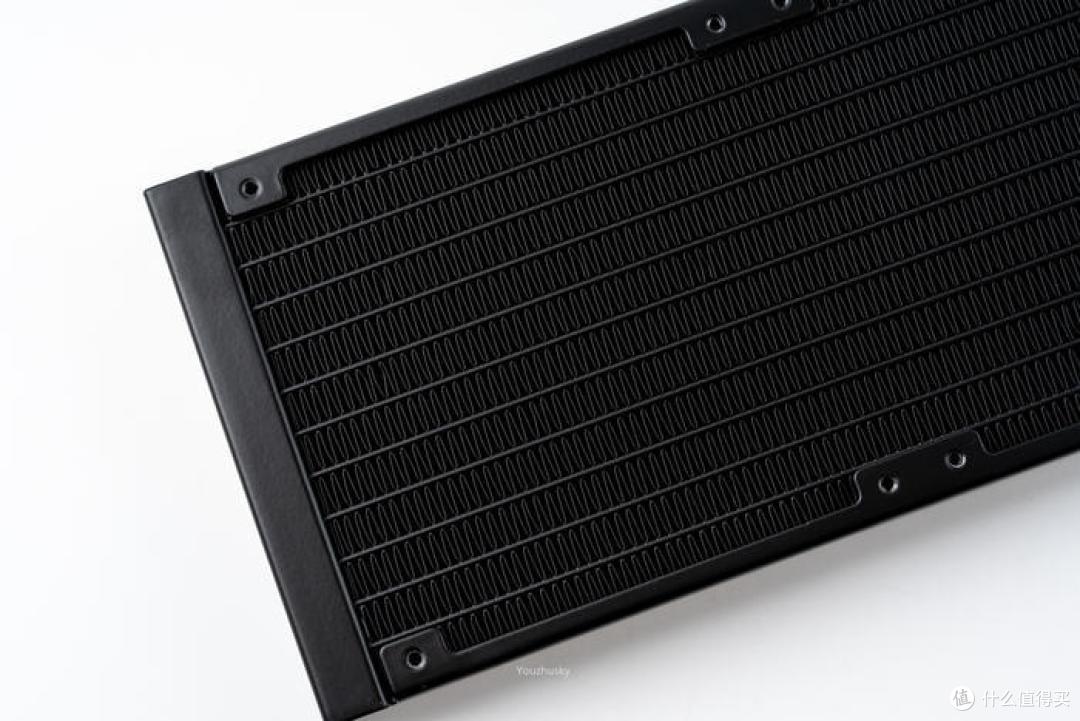 幽静之蓝——ProArt X670E + 影驰4070TI +海盗船5000D AIRFLOW 装机展示