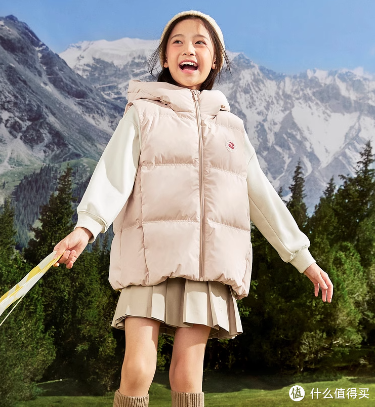 "#儿童羽绒"：巴拉巴拉儿童羽绒背心，温暖孩子的每一个寒冬