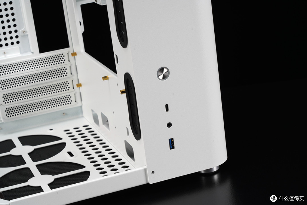 「圣洁の爱」JOSNSBO TK1+微星B760M MORTAR+影驰RTX 4060金属大师装机分享