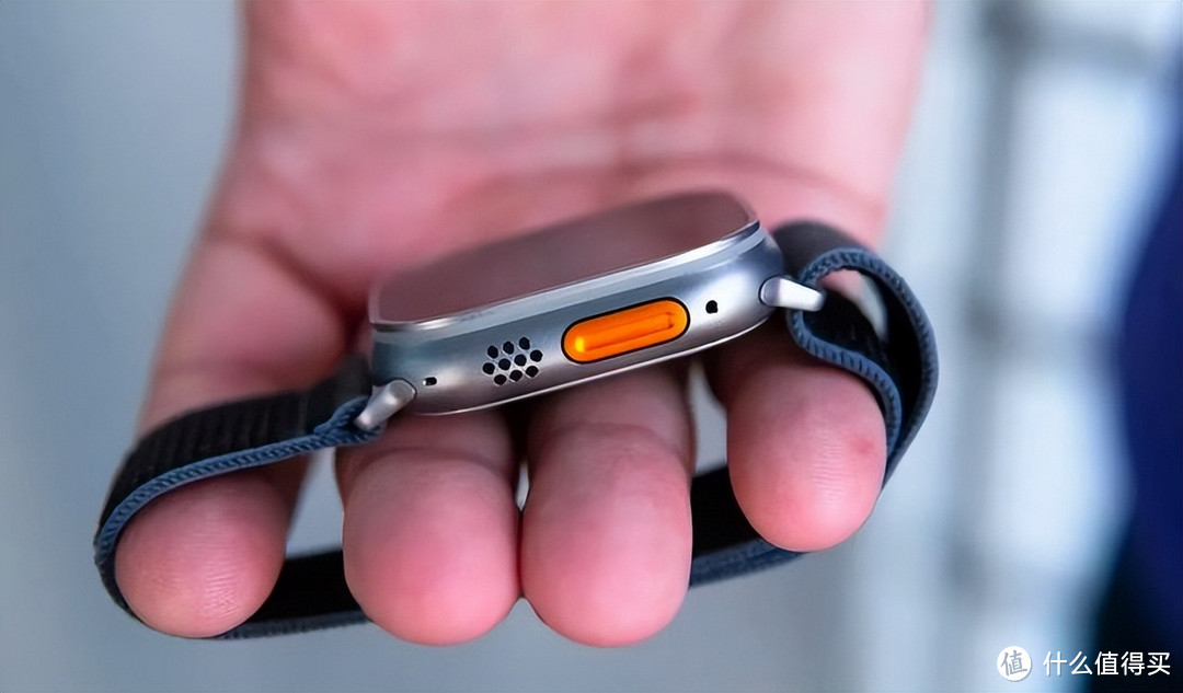 Apple Watch Ultra2 双十一期间降至新低价，下单省700元！