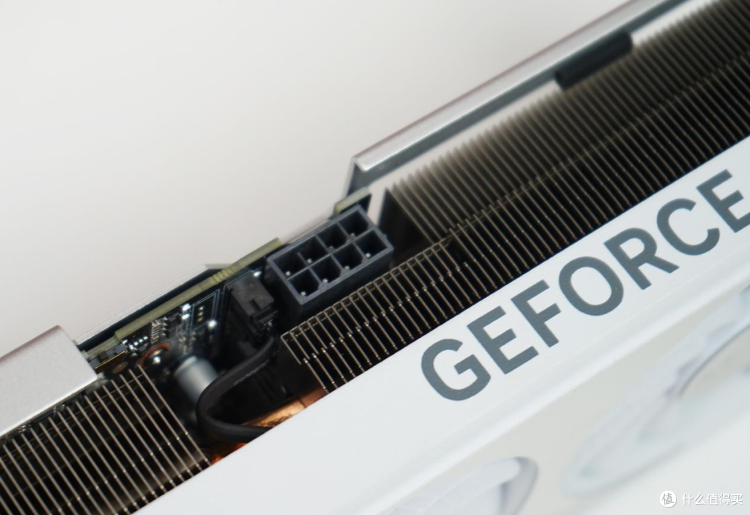 双11海景房装机全攻略：RTX4060Ti+i7-13700F组合，颜值性能兼修