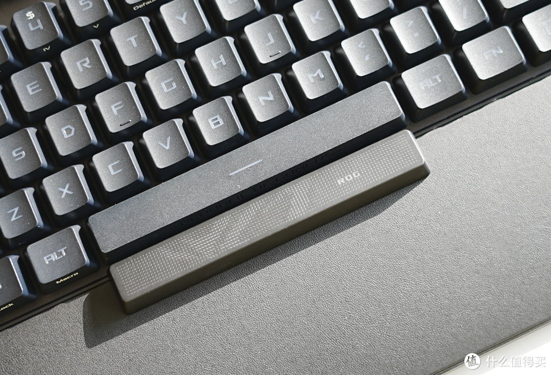2023年双11，749元起的ROG游侠2 RX 有线版机械键盘值得买吗？一款很帅很香的机械键盘！