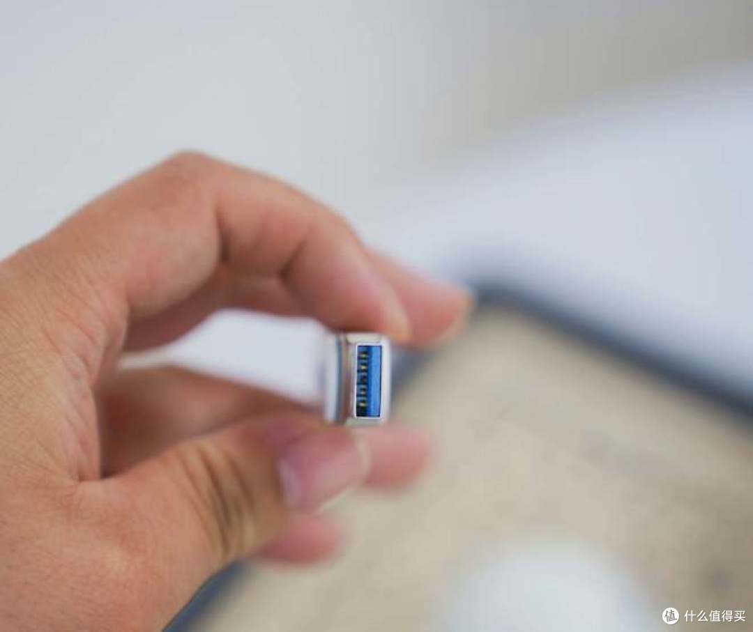 怎么送都不出错的礼物—联想小新固态U盘