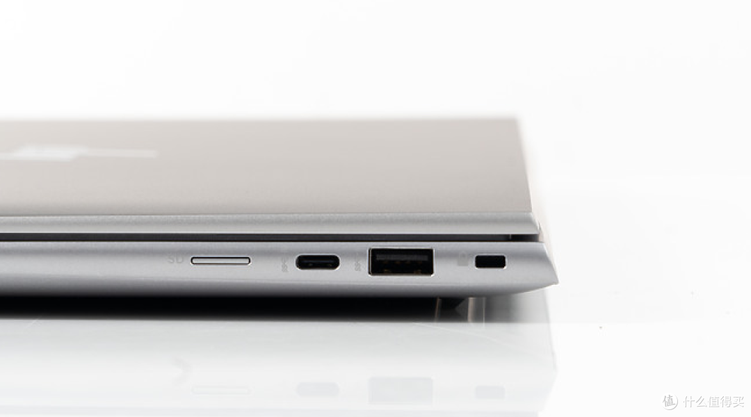 以轻薄机身实现桌面电脑的 HP ZBook Studio G10
