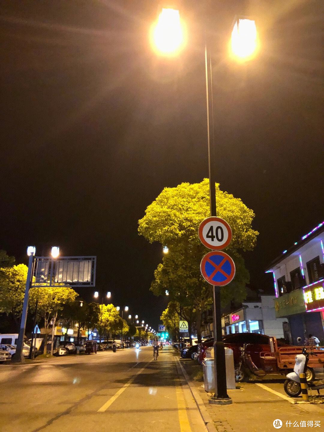 夜景拍摄技巧：如何拍出惊艳的都市夜色？