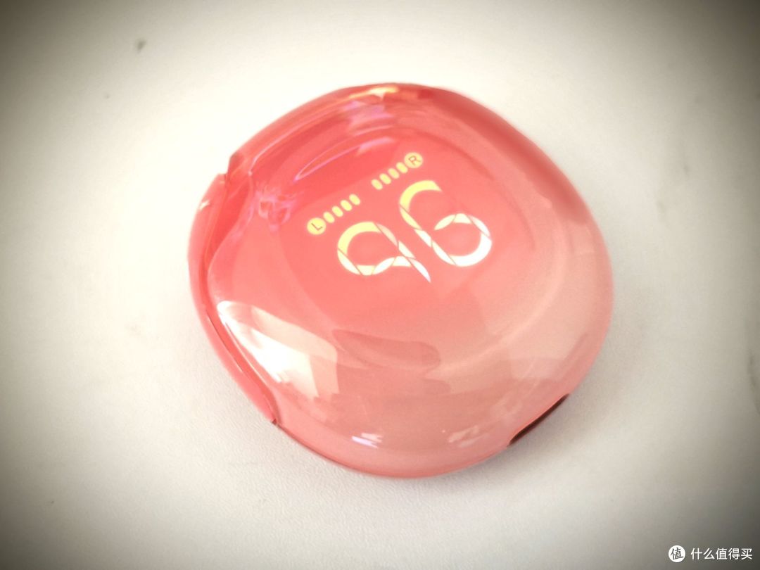 透明机身,大屏数显,这个ACEFAST 积速AT9小晶彩(Air)太有设计感了。让小姨子羡慕去吧