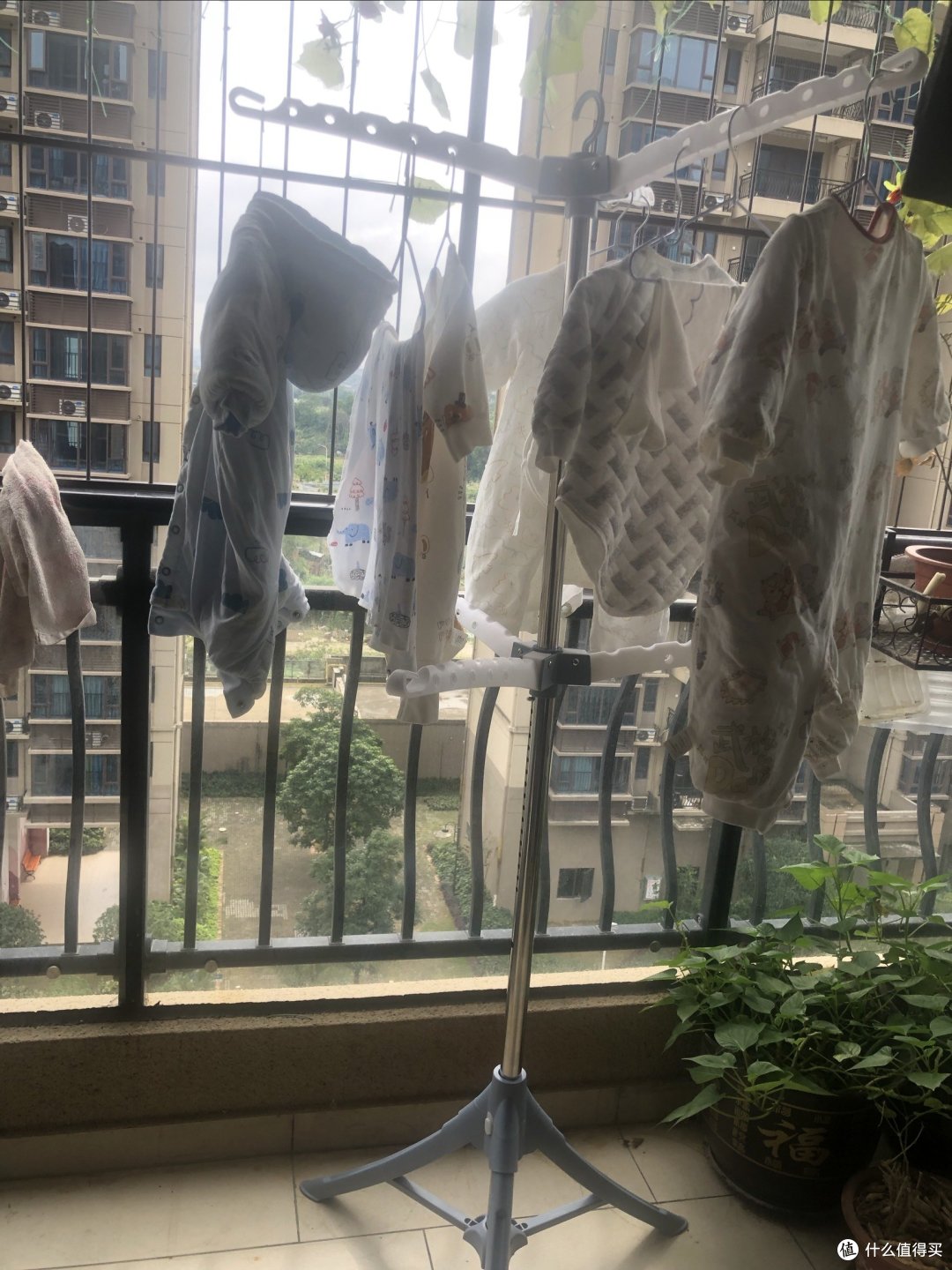 双十一到了,给你点娃儿安排一个专属晾衣架吧!