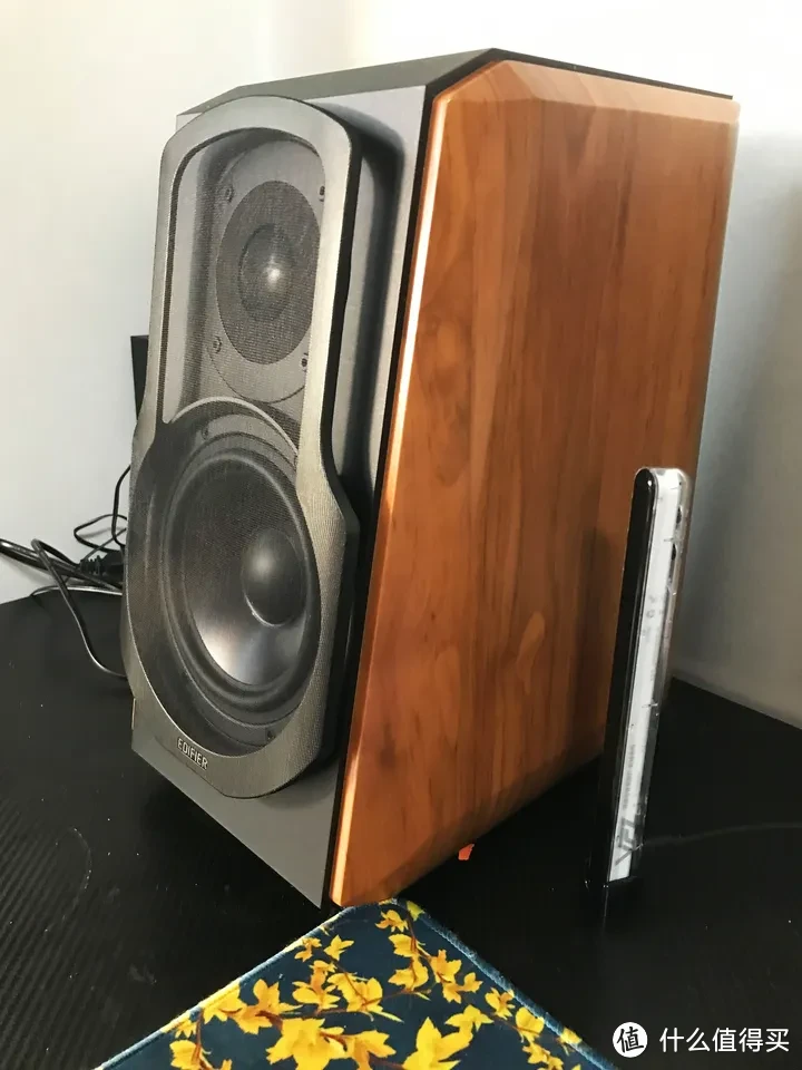 HIFI级旗舰音箱，万元音质被漫步者杀到千元内，国货永远值得信赖!