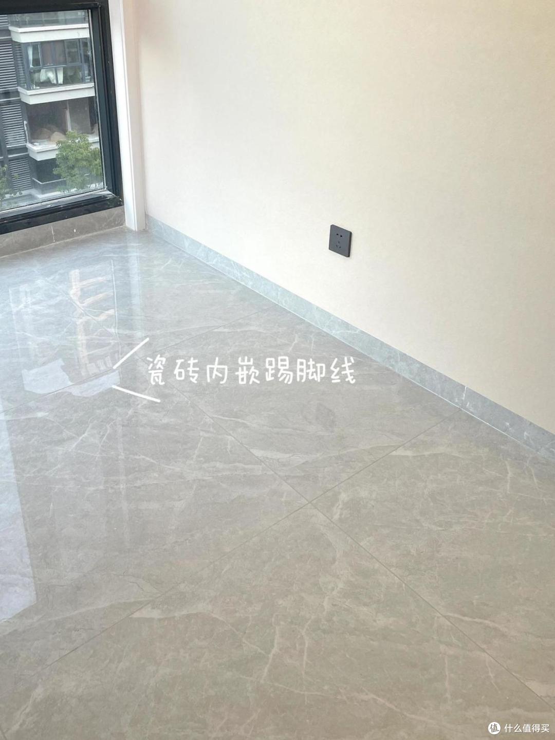 不听设计师忽悠，客厅坚持“11不装”，好看又实用，入住后真香！