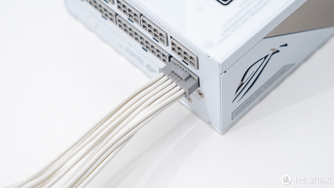 感受工业设计之美:aboStudio ContainerM 机箱装机分享