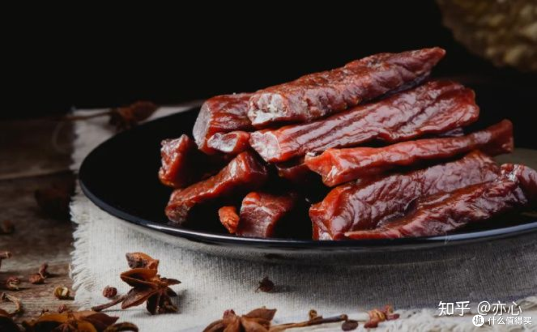 你喝茶的时候,最喜欢的「饮茶搭子」是什么?