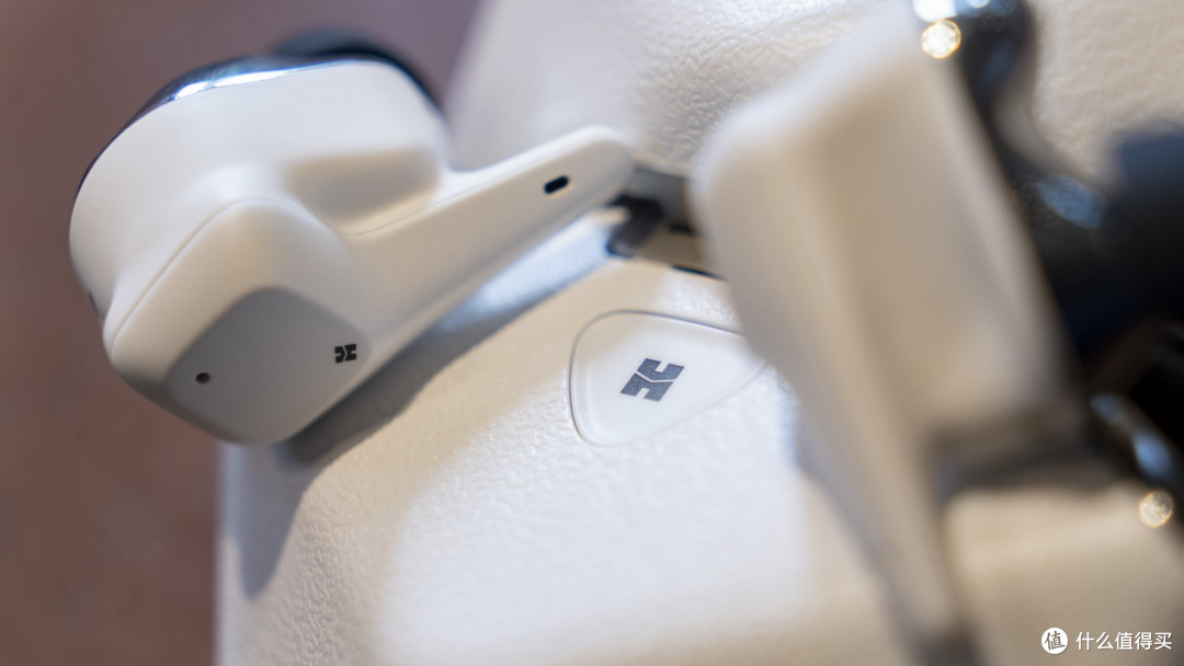 HIFIMAN Svanar Wireless Jr:完全对着自家旗舰“直抄”?!