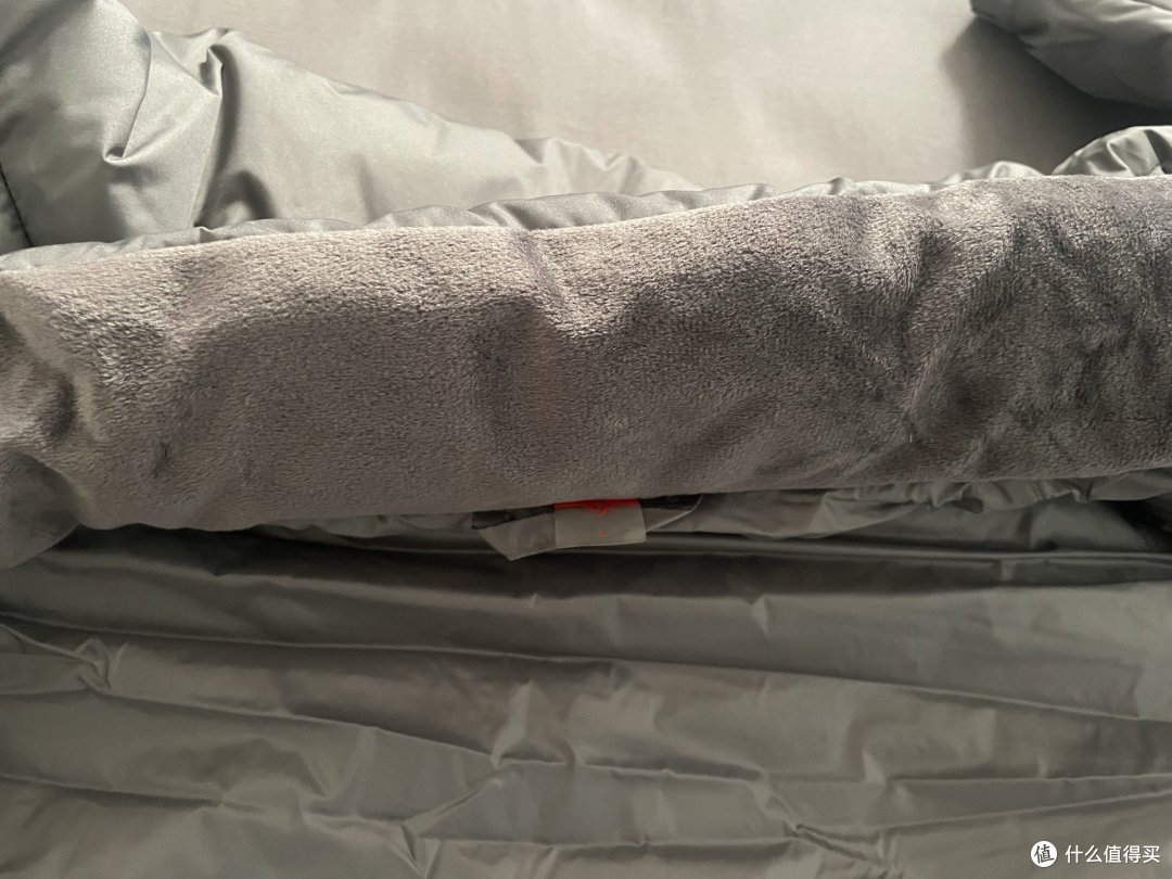 黑冰羽绒服到底如何?来看看买衣一年后我的真实反馈