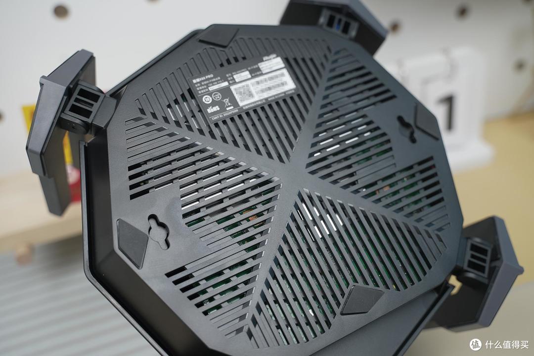 三重游戏加速!锐捷天蝎 X60 PRO:为游戏玩家私人订制的路由器