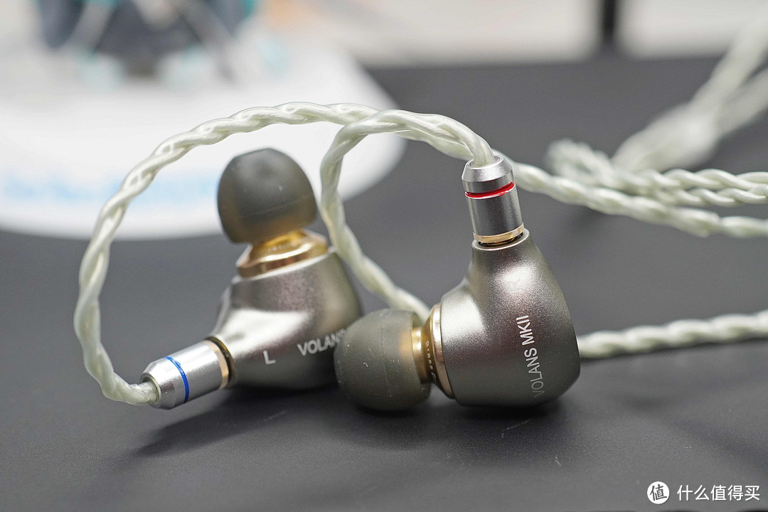 阿思翠新品飞鱼座MK2，这是一副极具音乐感染力的HiFi耳机