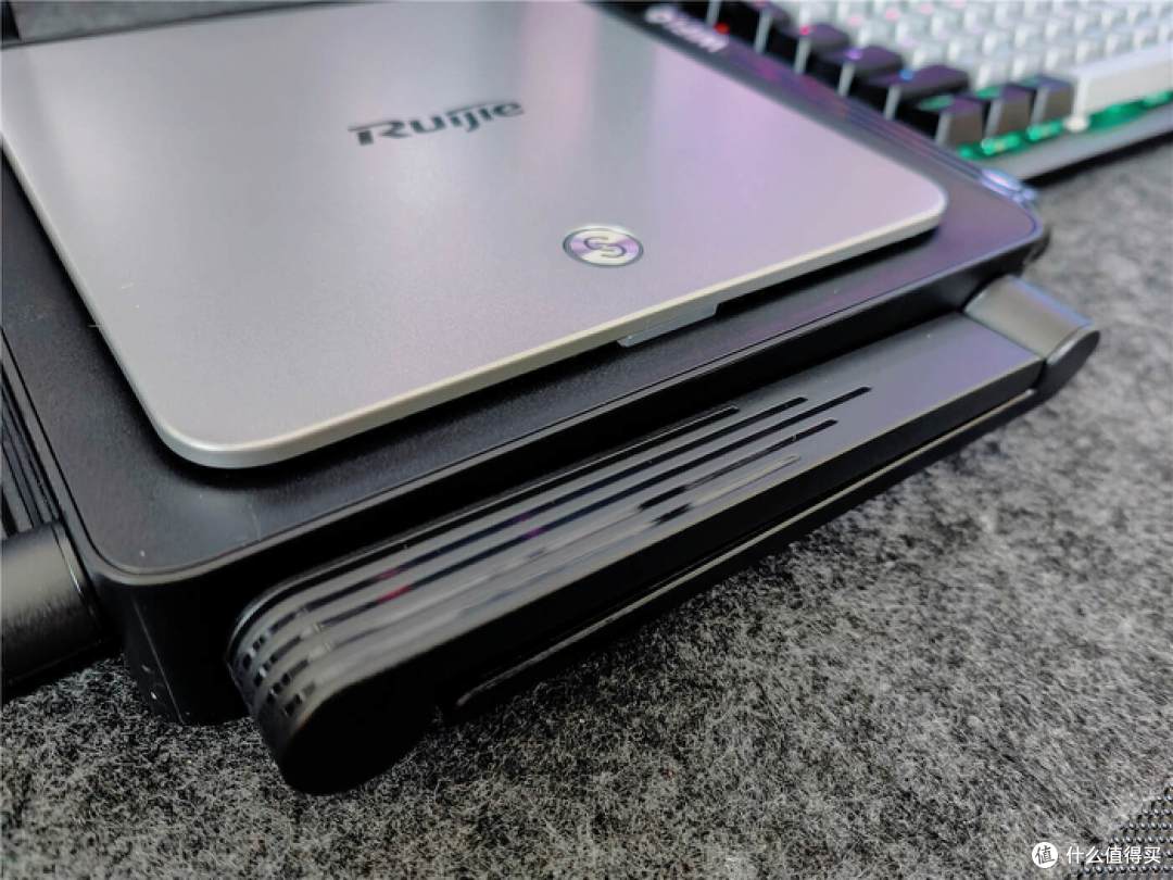 全新WiFi标准,8股信号分流,这款WiFi6路由器覆盖强又稳!
