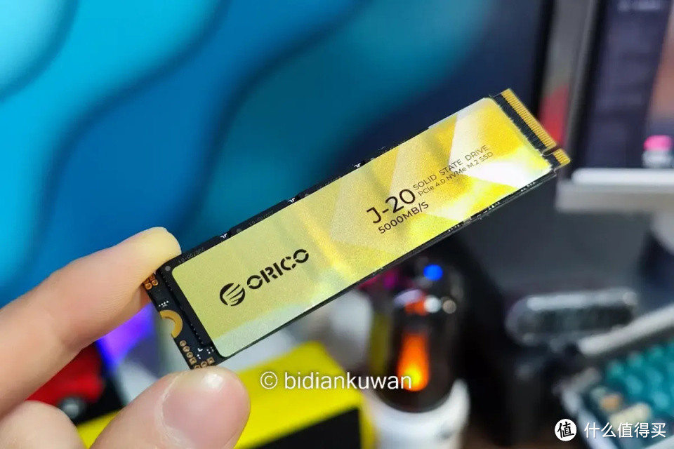 每秒传4GB，自组装极速移动硬盘！ORICO J20 PSSD上演固态狂飙