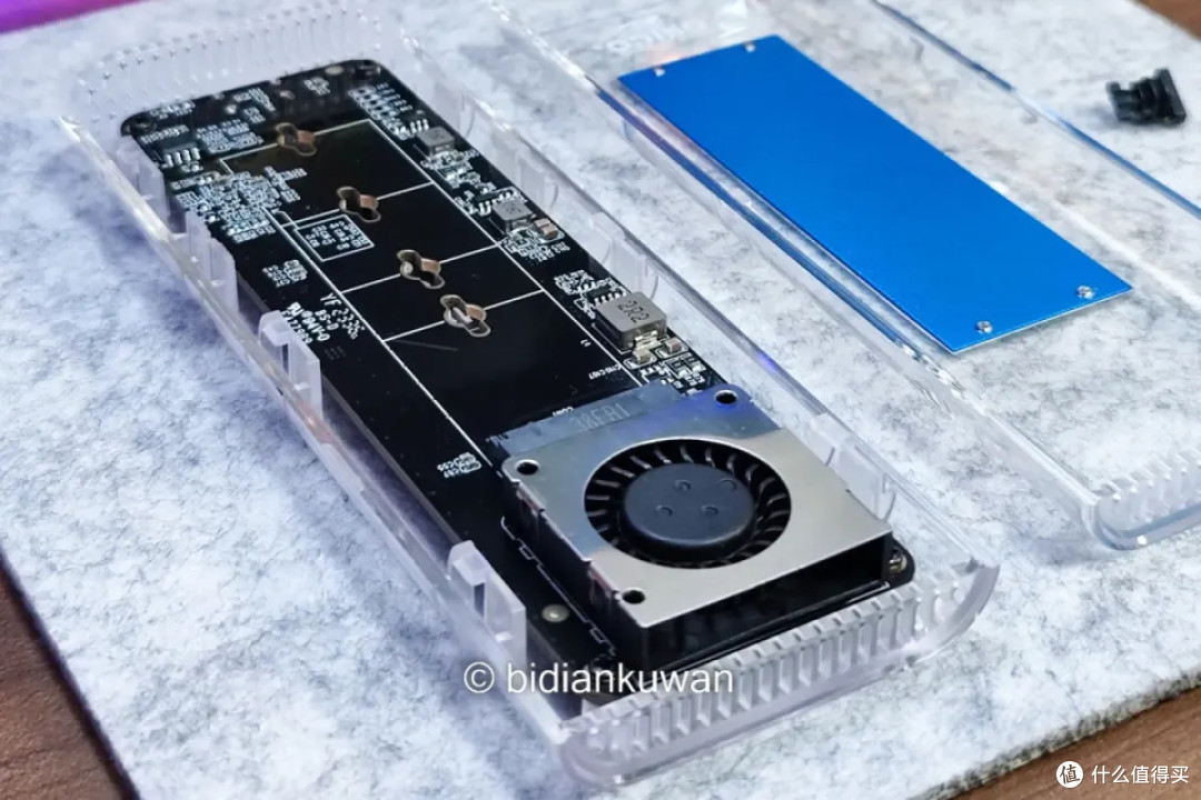 每秒传4GB,自组装极速移动硬盘!ORICO J20 PSSD上演固态狂飙