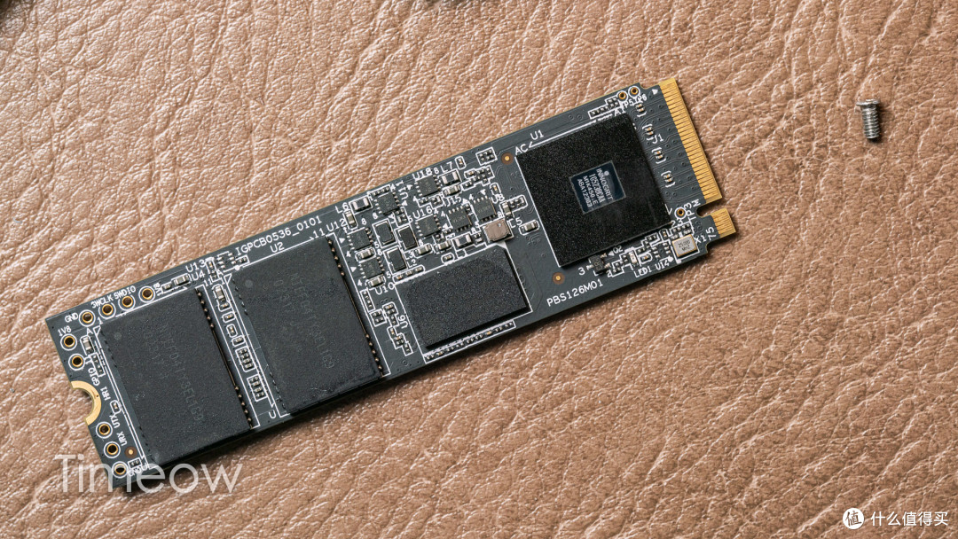 独立缓存 金属散热装甲:朗科绝影nv7000&nbsp;nvme&nbsp;高性能ssd