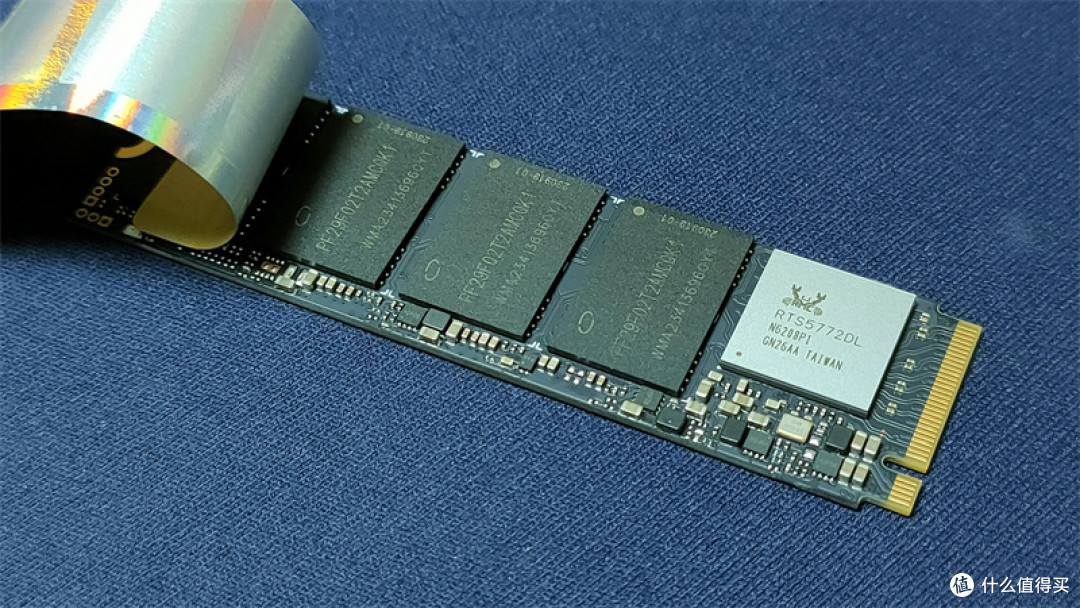 秒速读写,完美兼容 Mac 和 Windows,奥睿科移动高速存储解决方案