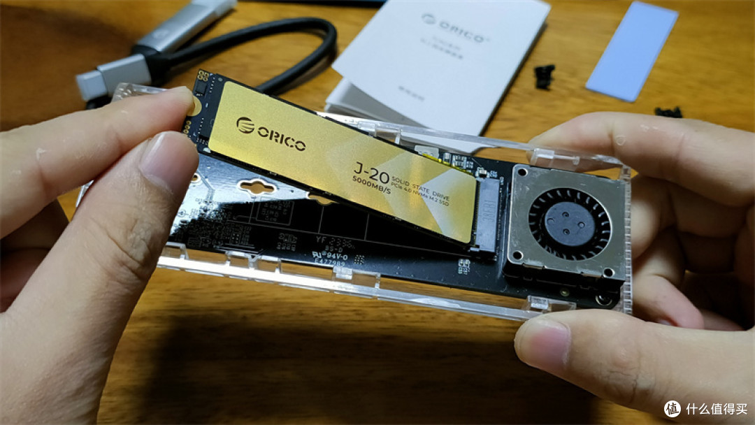 秒速读写,完美兼容 Mac 和 Windows,奥睿科移动高速存储解决方案