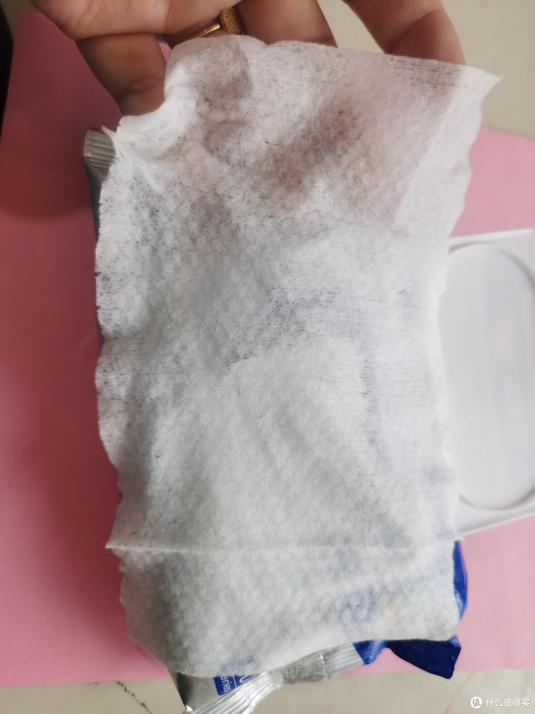 你的家里是不是缺少一款这样的厨房清洁湿巾呢?