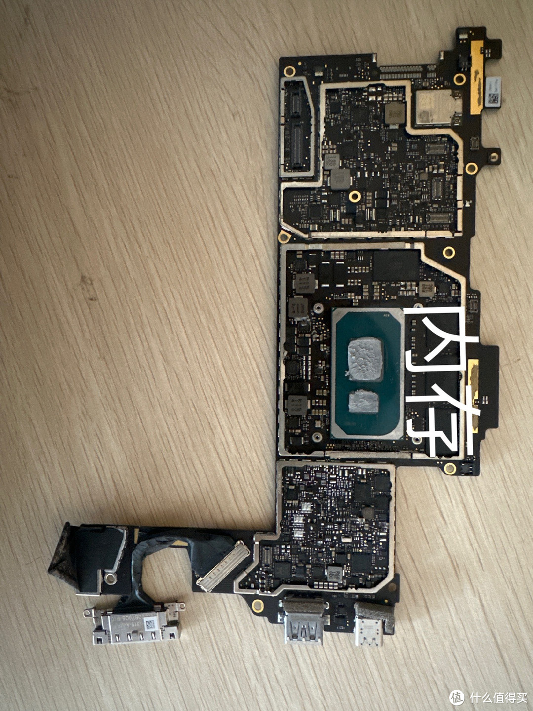 Surface可以自己升内存和硬盘吗？_笔记本电脑_什么值得买