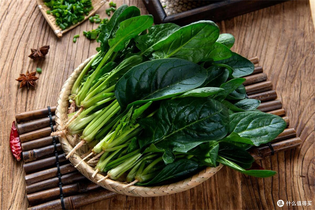 钙是“生命基石”,入冬后,记住这5样高钙食物,身体硬朗过寒冬