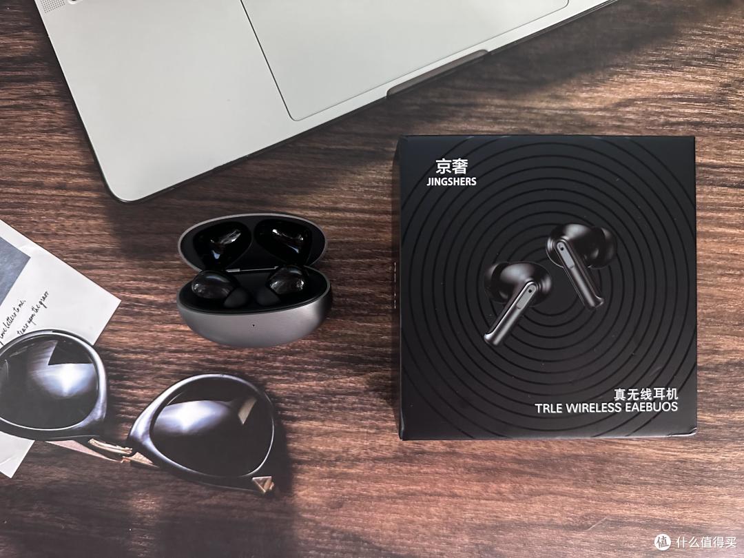 京奢RS10 PRO:音乐的黄金仰角,降噪的魔法之音