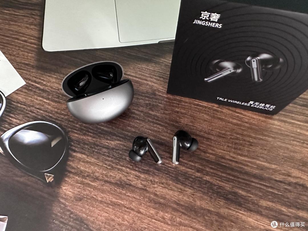 京奢RS10 PRO:音乐的黄金仰角,降噪的魔法之音